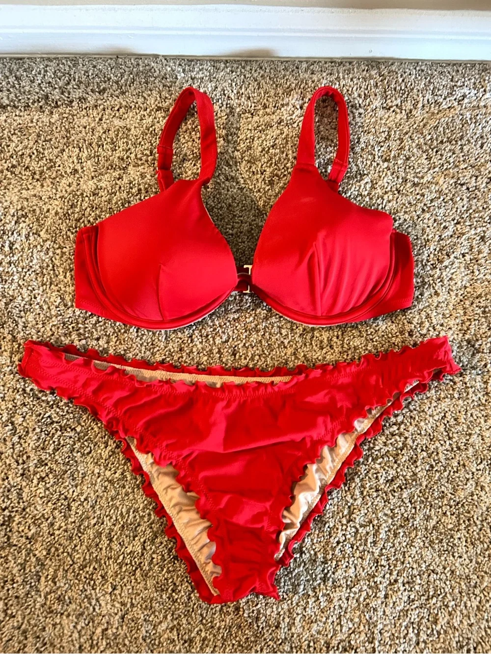 Shade & Shore Red Ruffle Bikini Set - Picture 3 of 7
